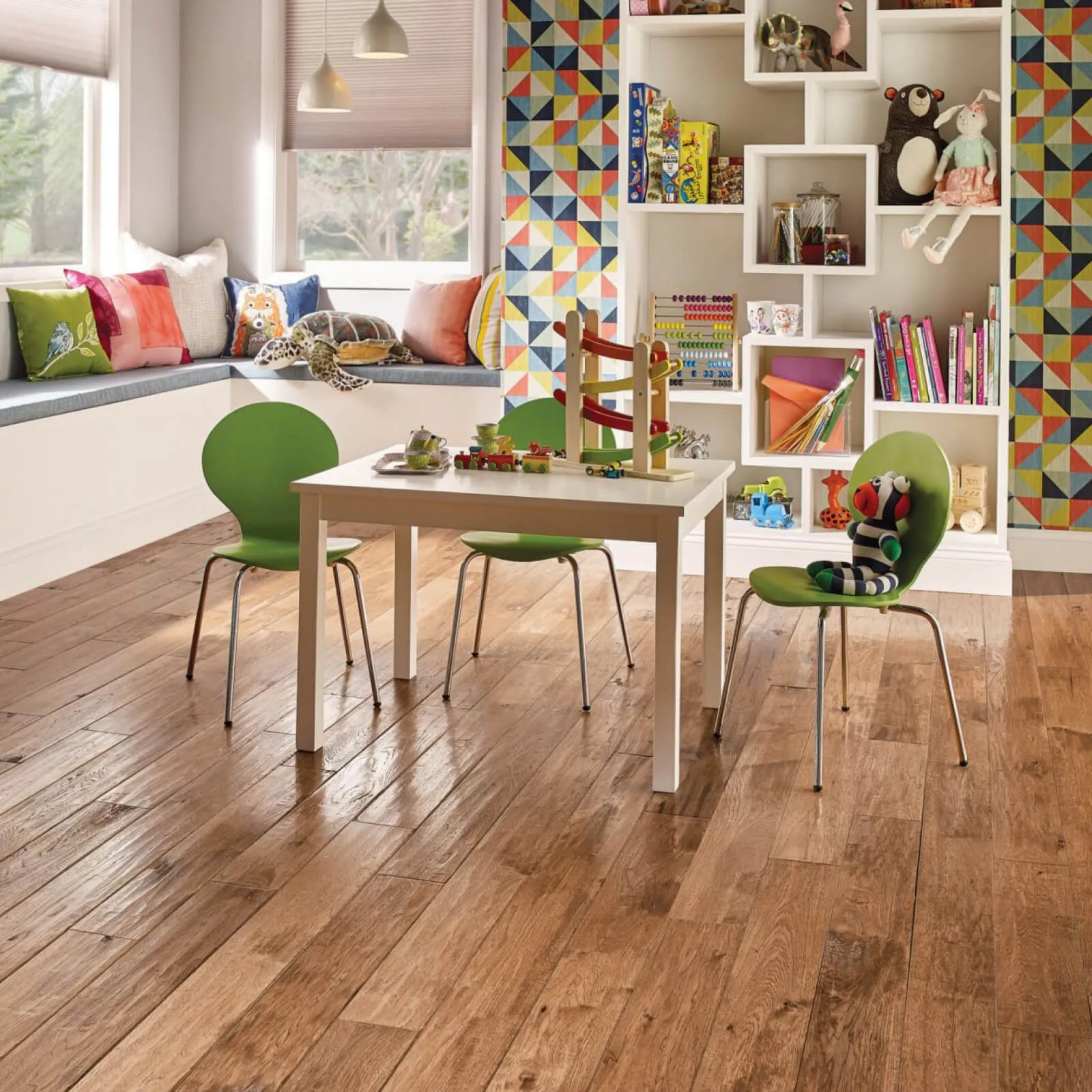 hardwood flooring in space | Carpet Warehouse