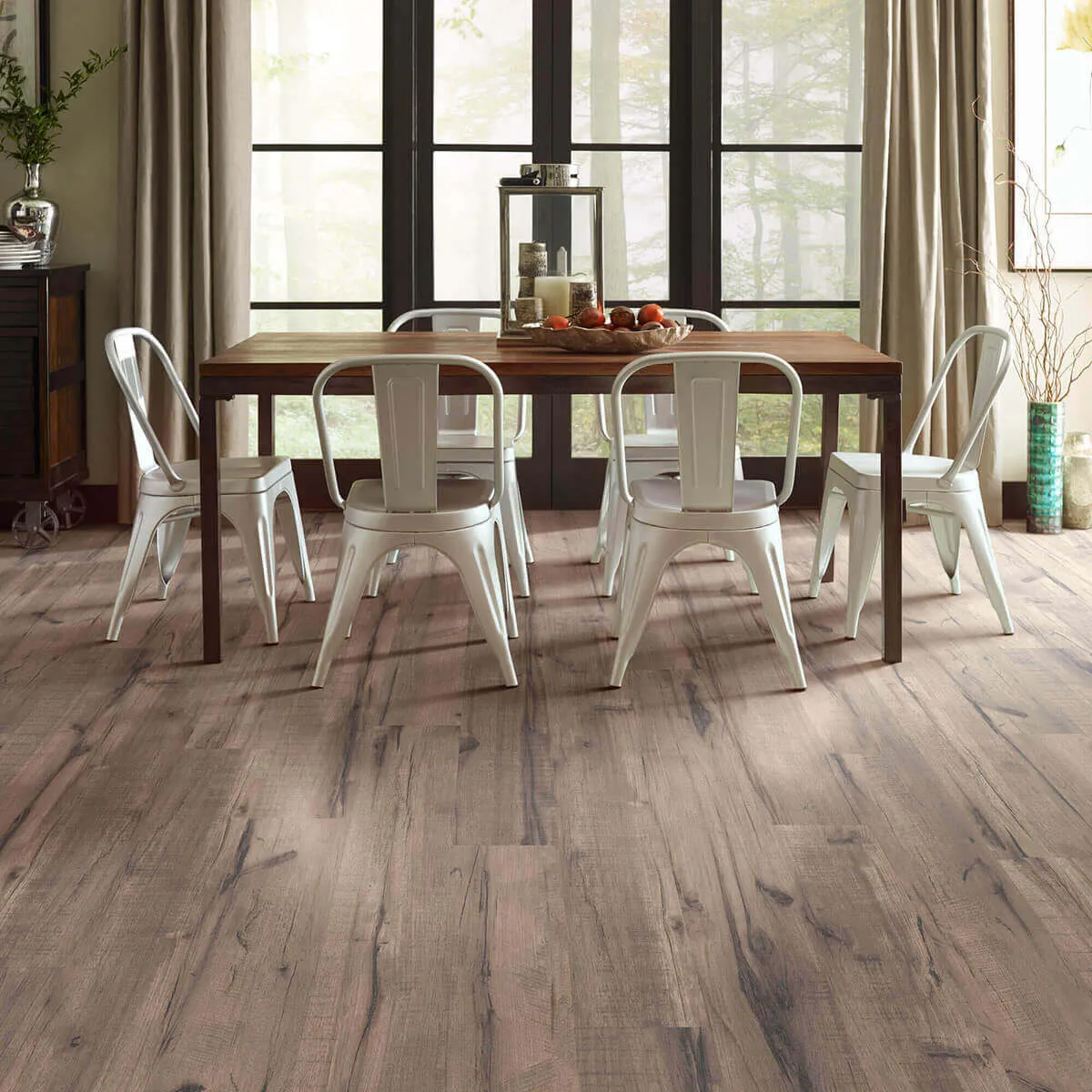 Laminate flooring | Carpet Warehouse